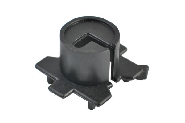 p011 Adapter P011 - MAZDA, FIAT 126p jaoks