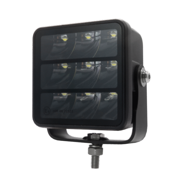 wlbo144_02 Sõidutuli - kolmerealine - alumine klamber - 45W 10-32V 3,4", must seeria