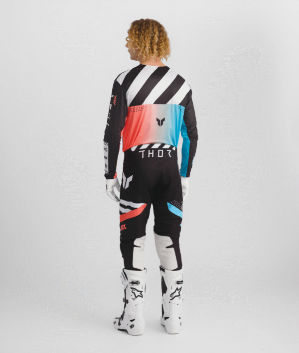 THOR Sportmode Synth must1 Motokrossiriided THOR Sportmode Synth must