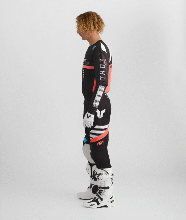 THOR Sportmode Synth must4 Motokrossiriided THOR Sportmode Synth must