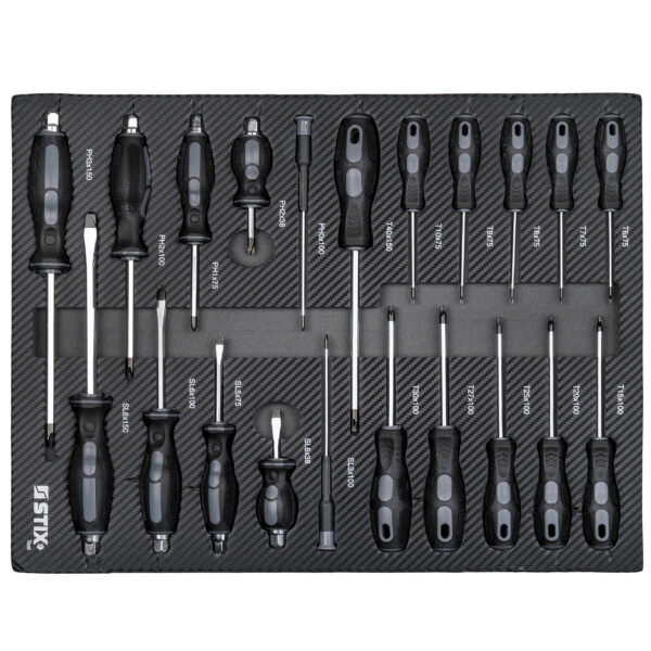 Tööriistakäru tööriistadega 451 osa