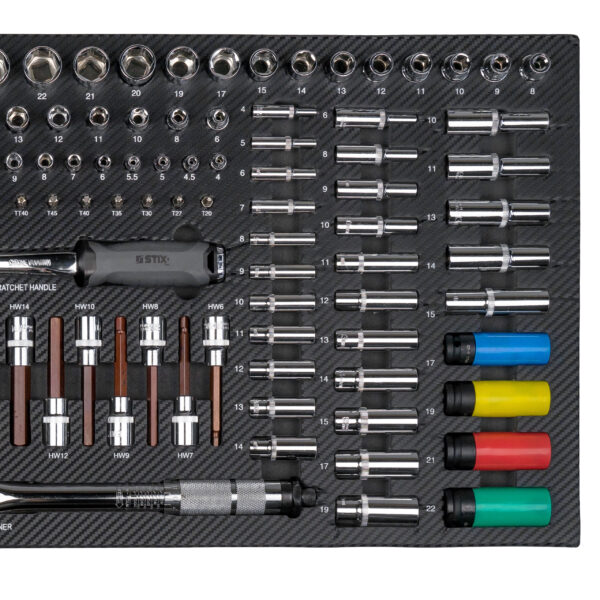 Tööriistakäru tööriistadega 451 osa